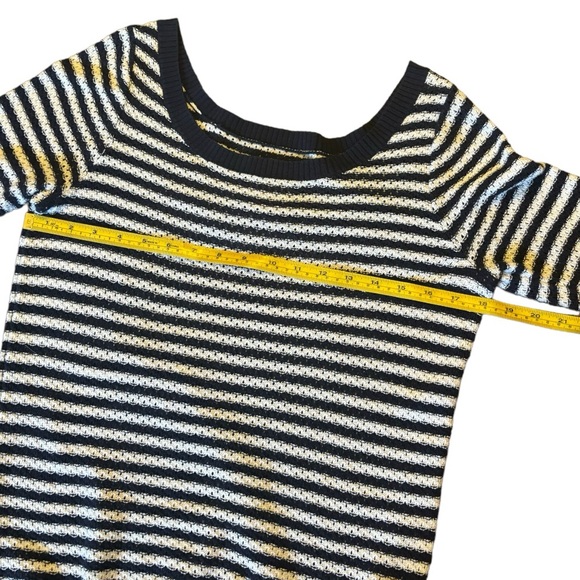 Quicksilver 3/4 Sleeve Stripes Sweater - Picture 4 of 10